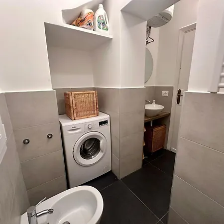 Casa Oscar - Ideale Per Famiglie, Centro, 2 Min Dal Mare * 로아노