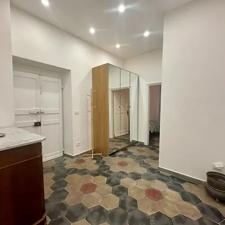 Casa Oscar - Ideale Per Famiglie, Centro, 2 Min Dal Mare *