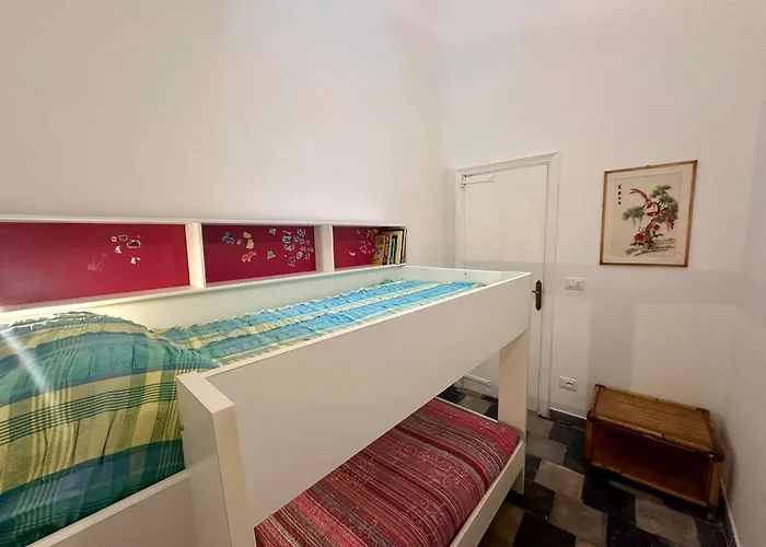 Casa Oscar - Ideale Per Famiglie, Centro, 2 Min Dal Mare *