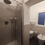 Casa Oscar - Ideale Per Famiglie, Centro, 5 Min Dal Mare *