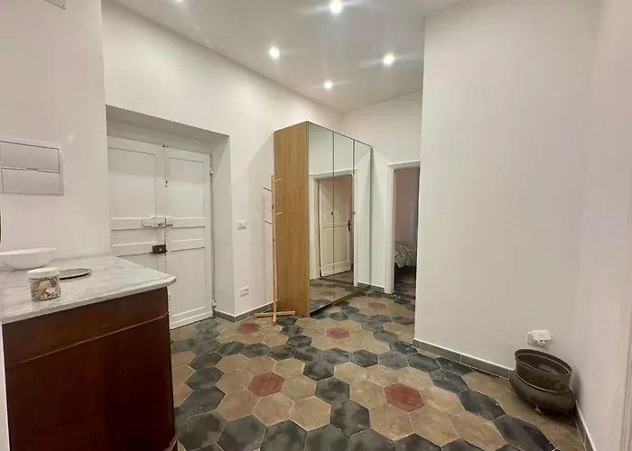 Casa Oscar - Ideale Per Famiglie, Centro, 2 Min Dal Mare *